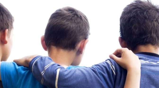 Cuando es la administración pública la que ejerce violencia contra los menores